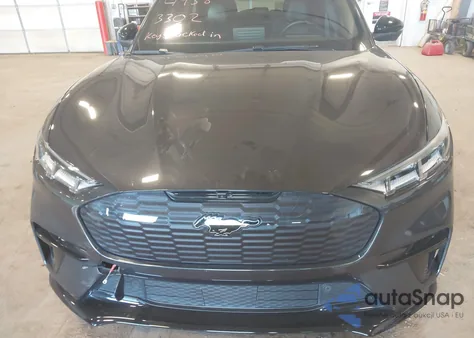 2022 Ford Mustang Mach-E Gt z USA, uszkodzony, nr VIN 3FMTK4SE2NMA43312